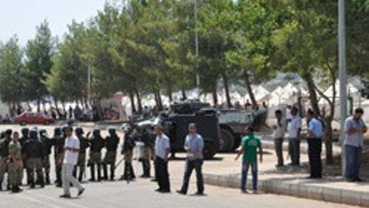 Suriyelilerin bulunduğu kampta isyan