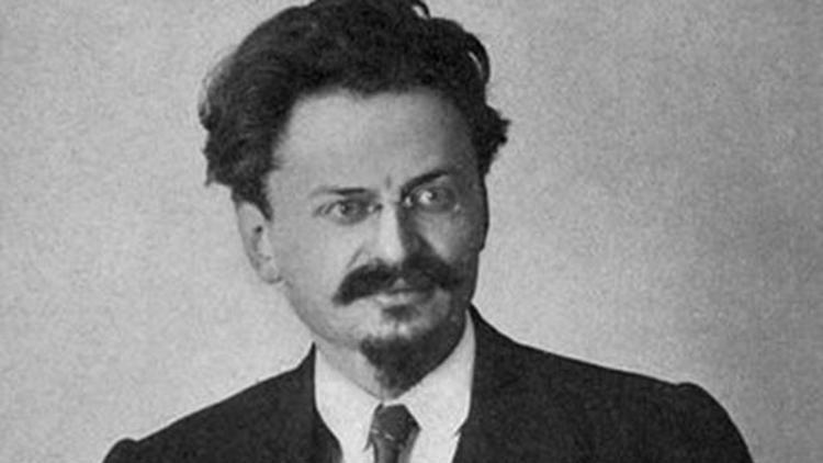 Lev Troçki'nin Büyükada'da kaldığı ev satılıyor