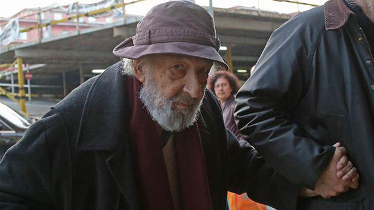 Doktoru Yaşar Kemal'in sağlık durumunu açıkladı