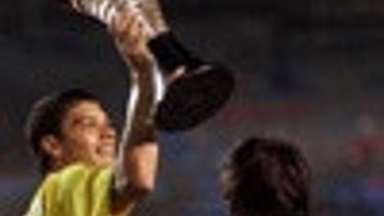 Boca wins title with one goal difference