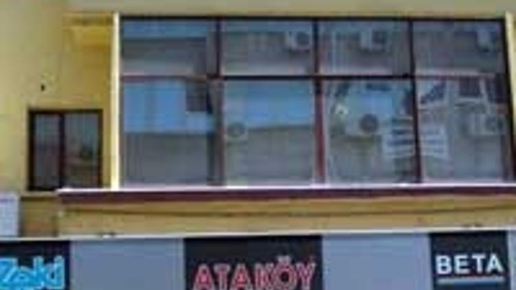 AKP'li belediye 'mayolu tabelayı kaldırttı' iddiası