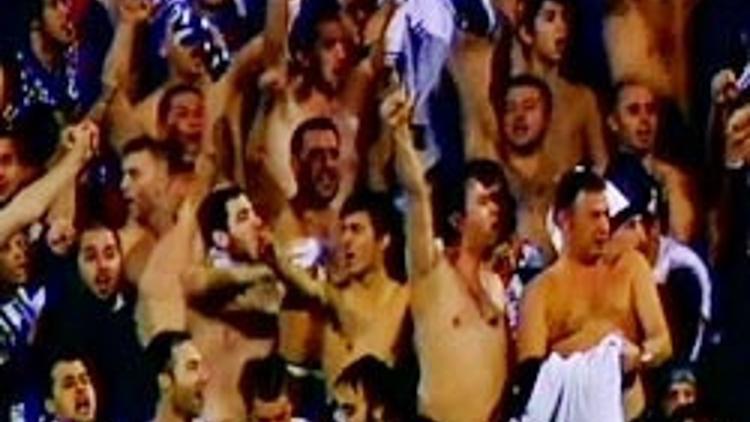 Van için soyundular