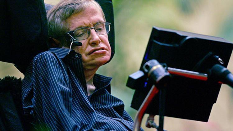Stephen Hawking'den gençlere mesaj: Hayatla kavga etmeyin