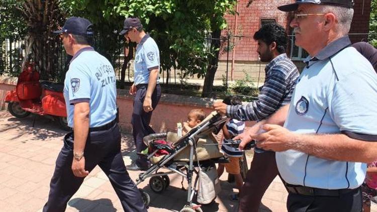 Antalya'da 946 dilenciye para cezası verildi