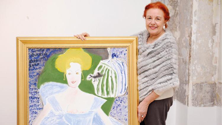 Semiha Berksoy müzelik eserleriyle galeride