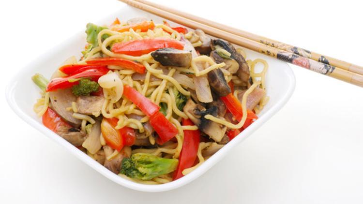 Fatsalı Noodle Nudo’na su ko!