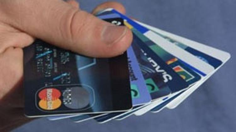 Bankalar ne kadar kart ücreti alıyor?