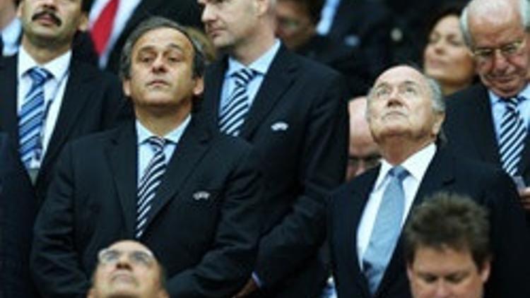 "Blatter diktatör, Platini beceriksiz"