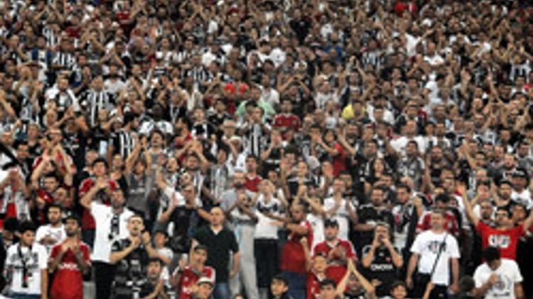Olimpiyat Stadı'nda 'Gezi' tezahüratları
