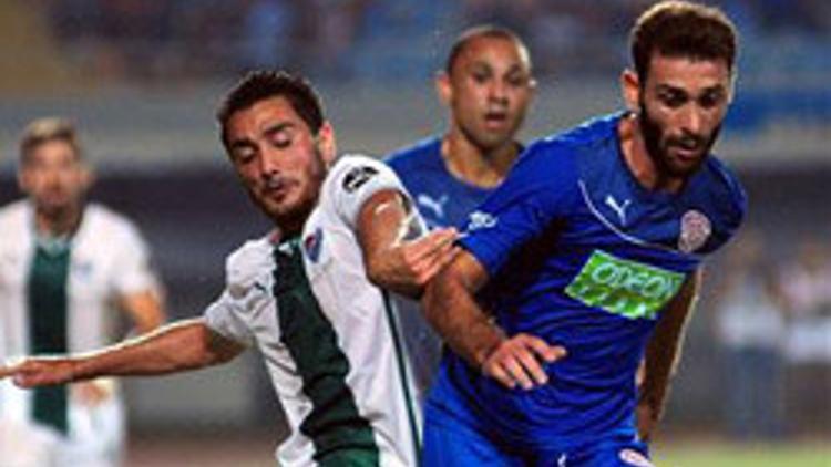 Antalyaspor kendi evine yıkıldı