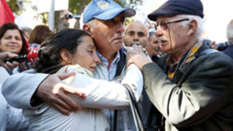 Bir kez daha haykırıyoruz: Vatan sağ olsun