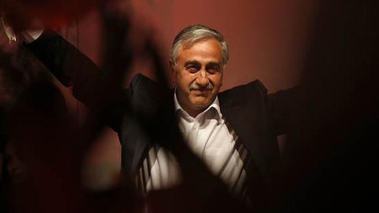 KKTC'de yeni cumhurbaşkanı Mustafa Akıncı oldu