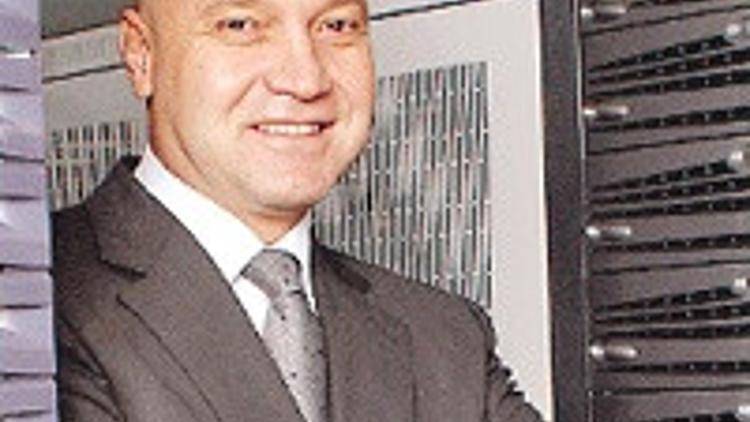Devlerin şovu ile zaman kaybettik AB’nin ’bilişim emekçisi’ olalım