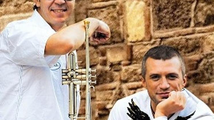Bütün ülke bu şarkılarla eğleniyor