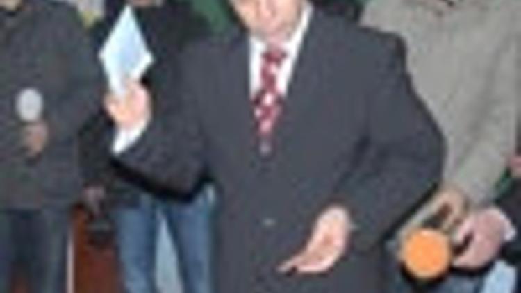Pro-Kurdish DTP sweeps Diyarbakir