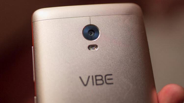 Lenovodan devasa bataryalı telefon: Vibe P1