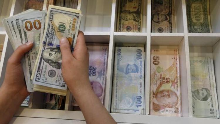 Kurdaki yükseliş, döviz mevduatlarını 30 milyar dolar artırdı