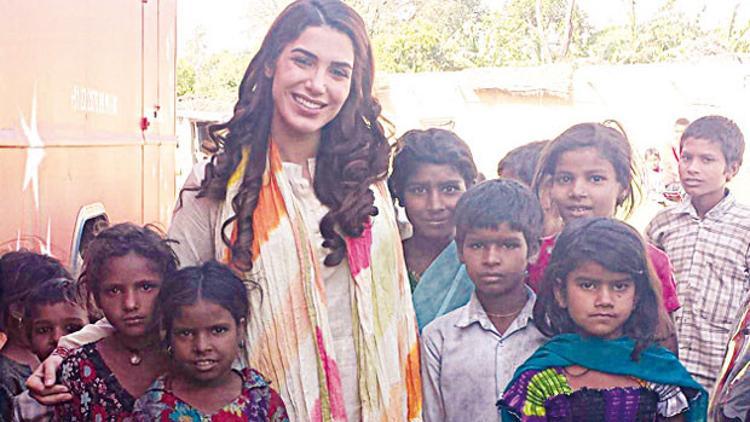 Türk kızı Natalie Arıkan, Bollywood’da