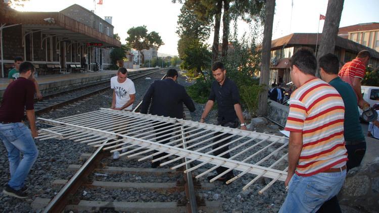 AK Partili adaydan kapalı yol sorununa çözüm