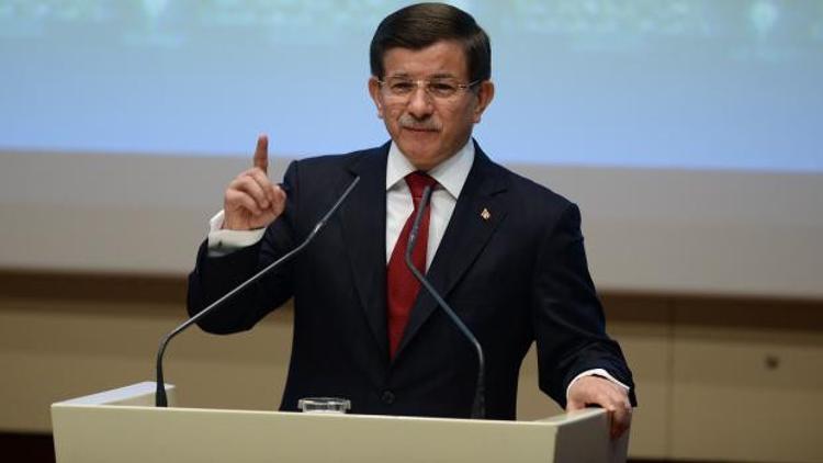 Başbakan Davutoğlu: 'Yeni kabineyi bugün takdim edeceğim'