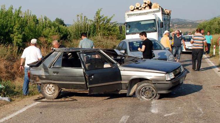 Çanakkale’de kaza: 5 ölü 1 yaralı