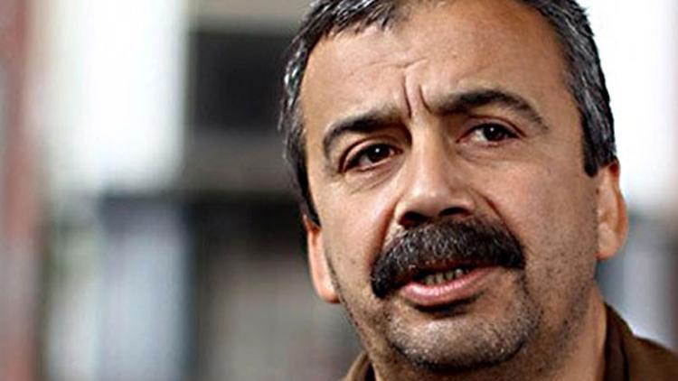 HDP'li Sırrı Süreyya Önder: Ankara'da patlamamış bir bomba tespit edildi