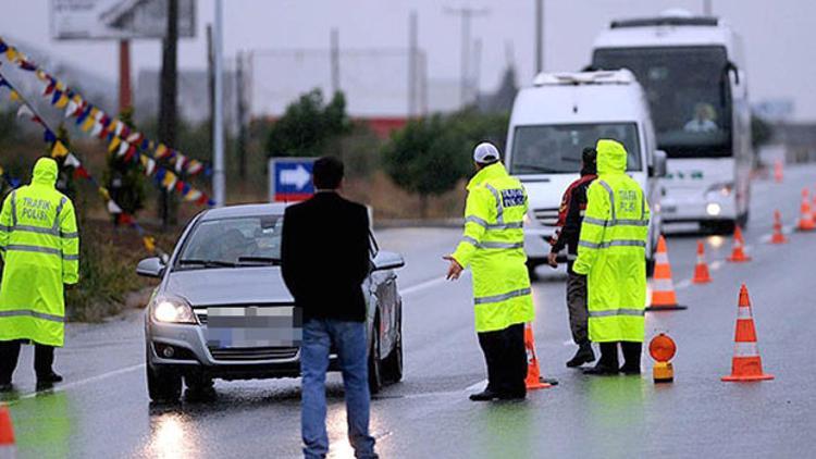 Yeni ehliyetlere deneyim şartı geliyor