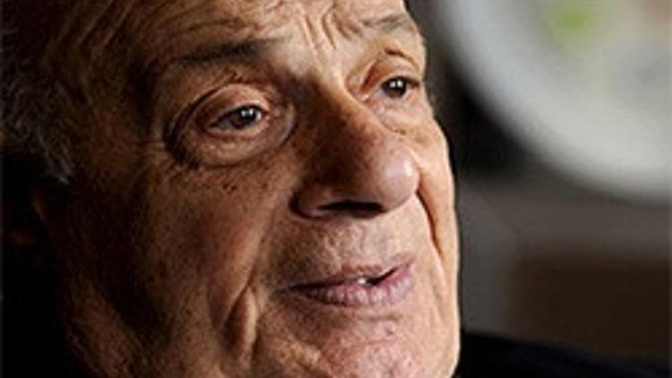 Rauf Denktaş hayatını kaybetti