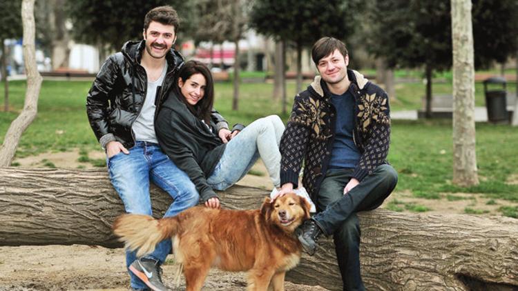 Annem memleketten gelene numaramı veriyor