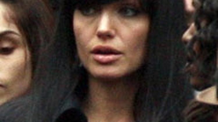 Leonardo ve Angelina’nın gişe savaşı kızıştı