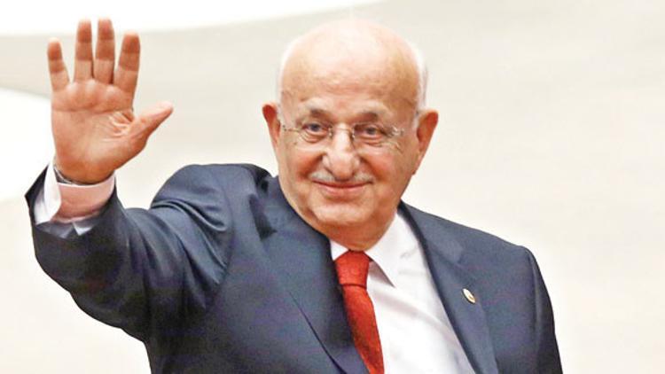 İsmail Kahraman'ın başkanlık pozu