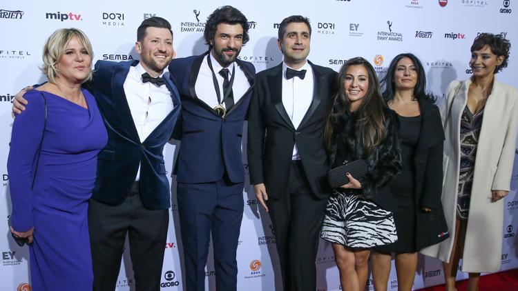 Engin Akyürek Emmy'i alamadı