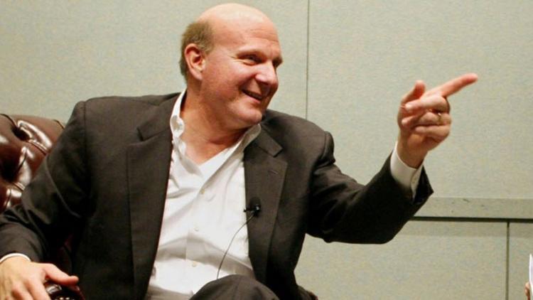 Eski müdür Ballmer'dan Microsoft'a eleştiri