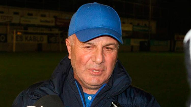 Trabzonspor, Tekelioğlu ve Hurma ile devam kararı aldı