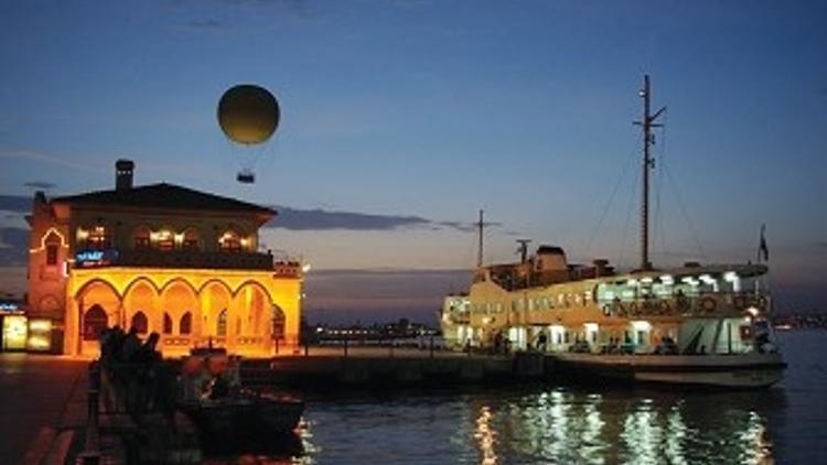 Yaz geldi, dedi şair