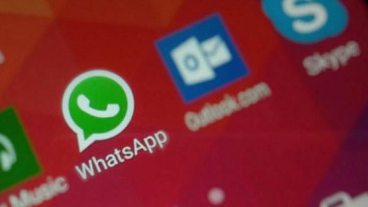 WhatsApp smiley ile çökertilebiliyor