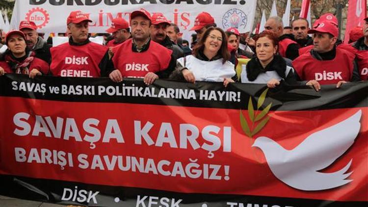 "SavaÅŸa Karşı Barış" için iÅŸ bıraktılar