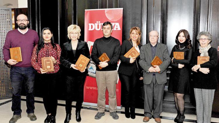‘Yılın En İyileri’ ödüllerini aldı