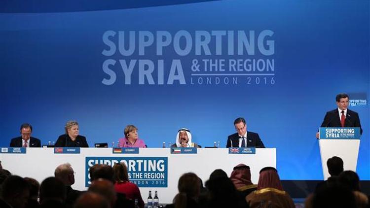 Davutoğlu, Londra'daki Suriye konferansında konuştu