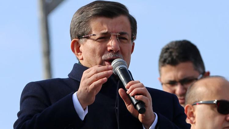Başbakan Davutoğlu: Halep'in etnik kıyım yoluyla boşaltılmasına izin vermeyeceğiz