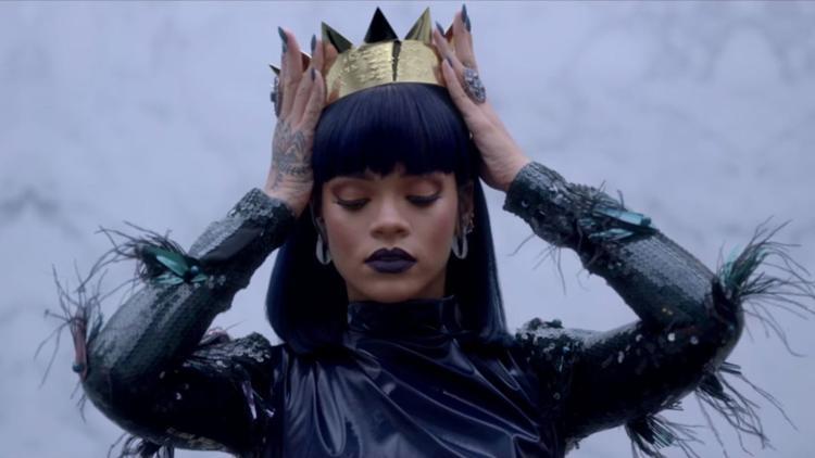 Rihanna, Michael Jackson ve Madonna'yı geride bıraktı
