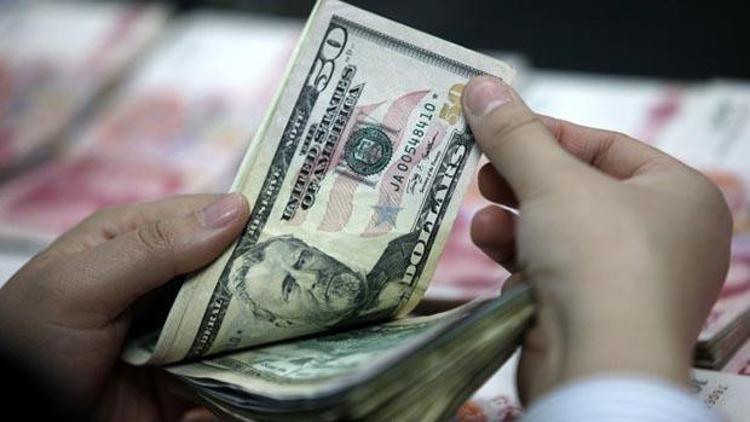 Piyasalar Merkez'i bekliyor, dolar hafif yükseldi