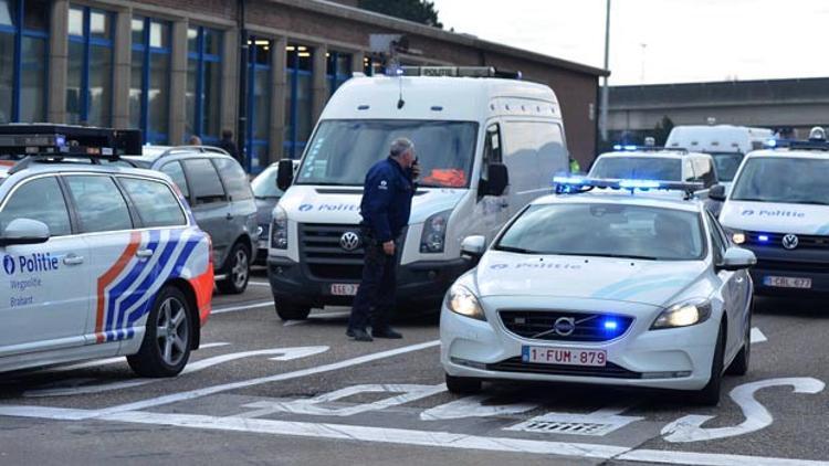Belçika'nın başkenti Brüksel'deki çifte saldırının ardından Avrupa alarma geçti