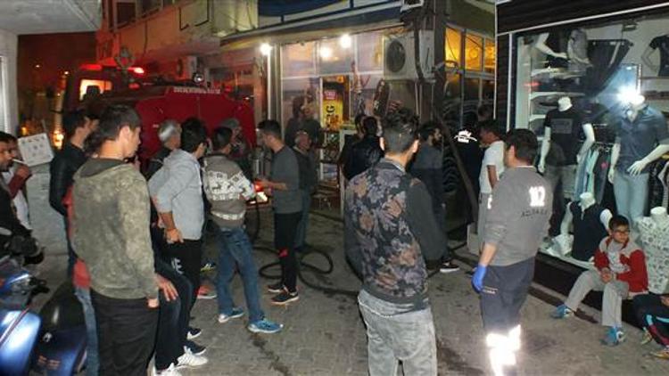 Kaptan, boşanma davası açan eşinin evini yaktı