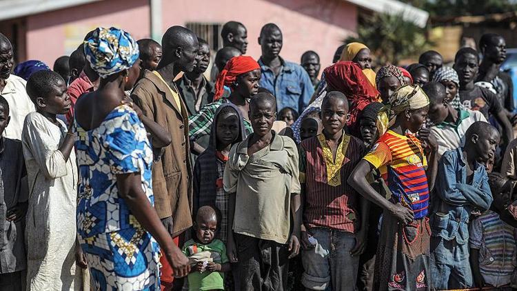 Boko Haram'ın elinde tuttuğu bin 274 kişi kurtarıldı