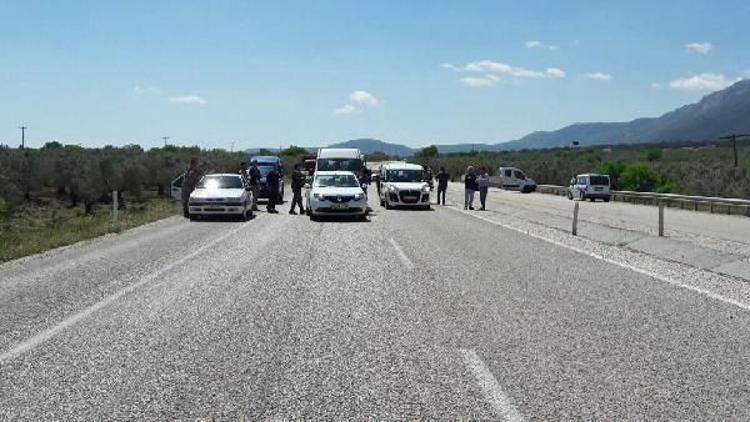 Soma'da yola tuzaklanan bomba patladı: 1 astsubay yaralı