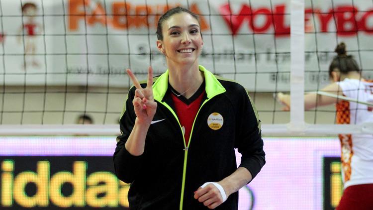 Rio'yu saç baş yolarak izleyeceğim