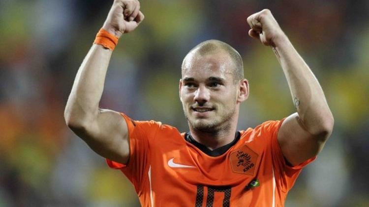 Galatasaray'a Sneijder müjdesi!