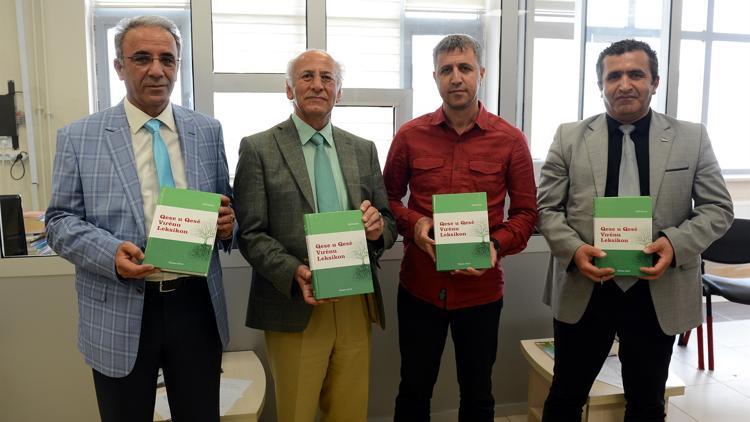 Üniversiteden “Zazaca Deyimler ve Atasözleri Sözlüğü”