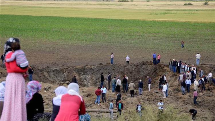 Diyarbakır'daki patlamada köylüler izin vermeyiz dedi, PKK'lılarla çatışma çıktı